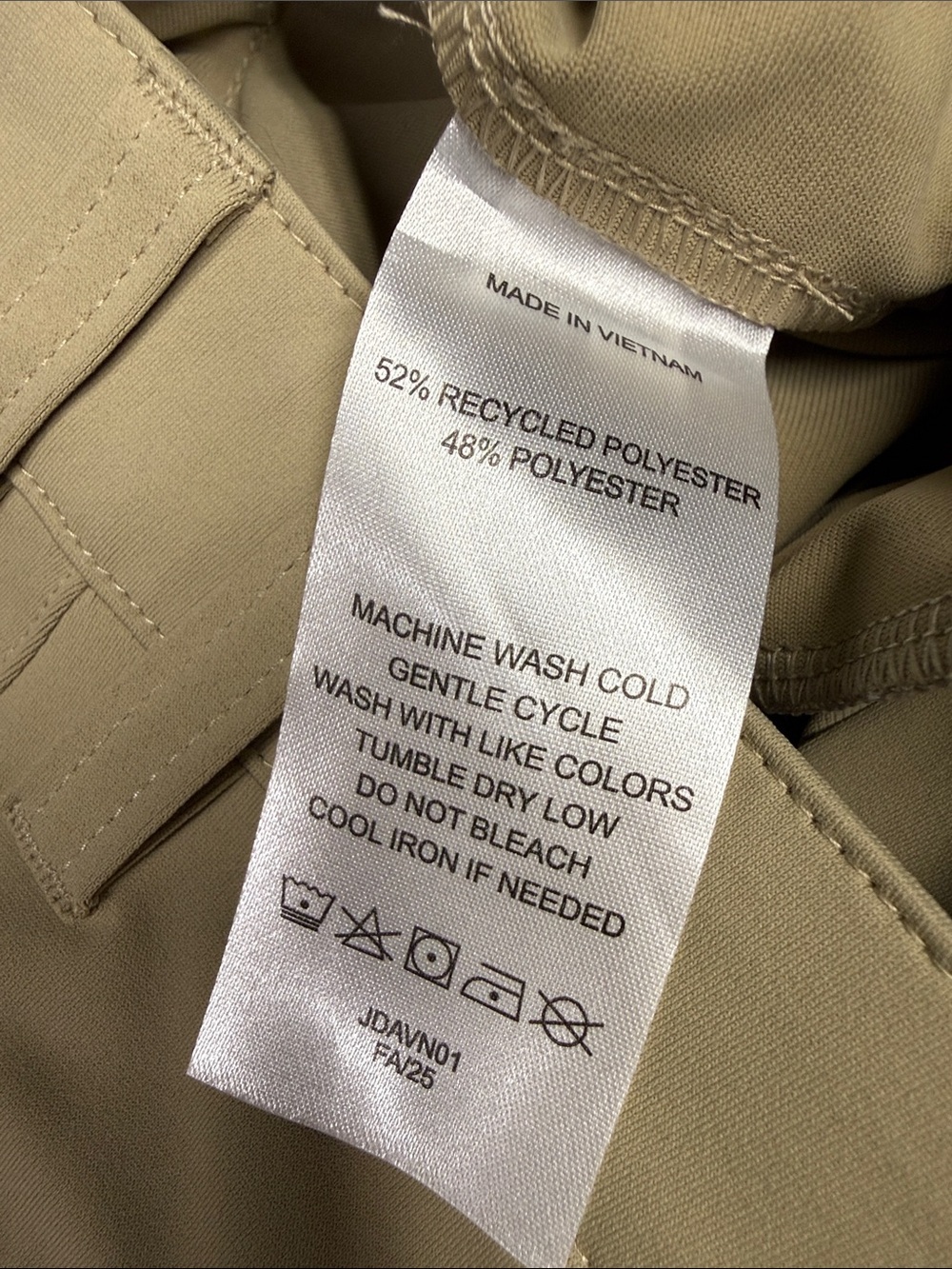 Quince Men's Chino Pants in Light Khaki - Picture 4 of 4